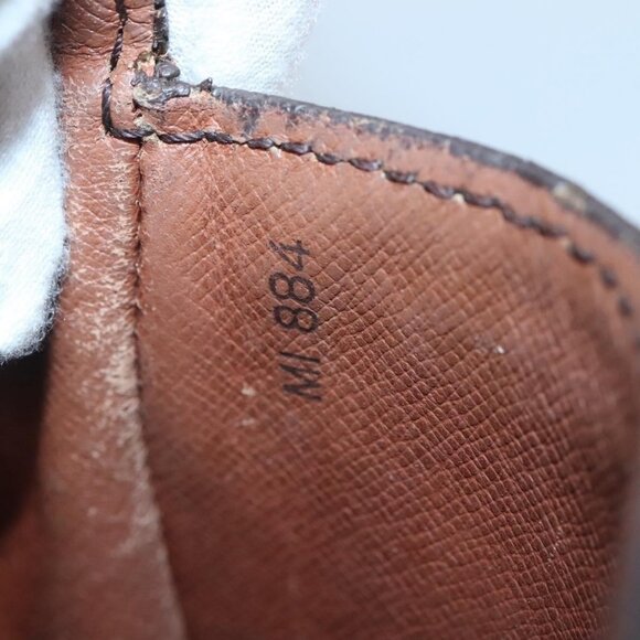 Authentic LOUIS VUITTON Monogram Saint Cloud MM Shoulder Bag M51243 LV - Picture 4 of 16